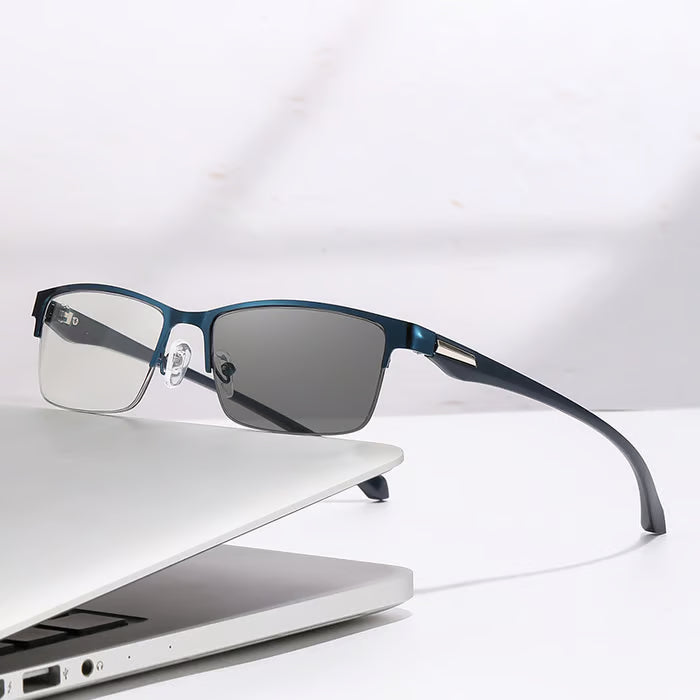 Ultra-Light Multi-Focal Photochromic Reading Glasses